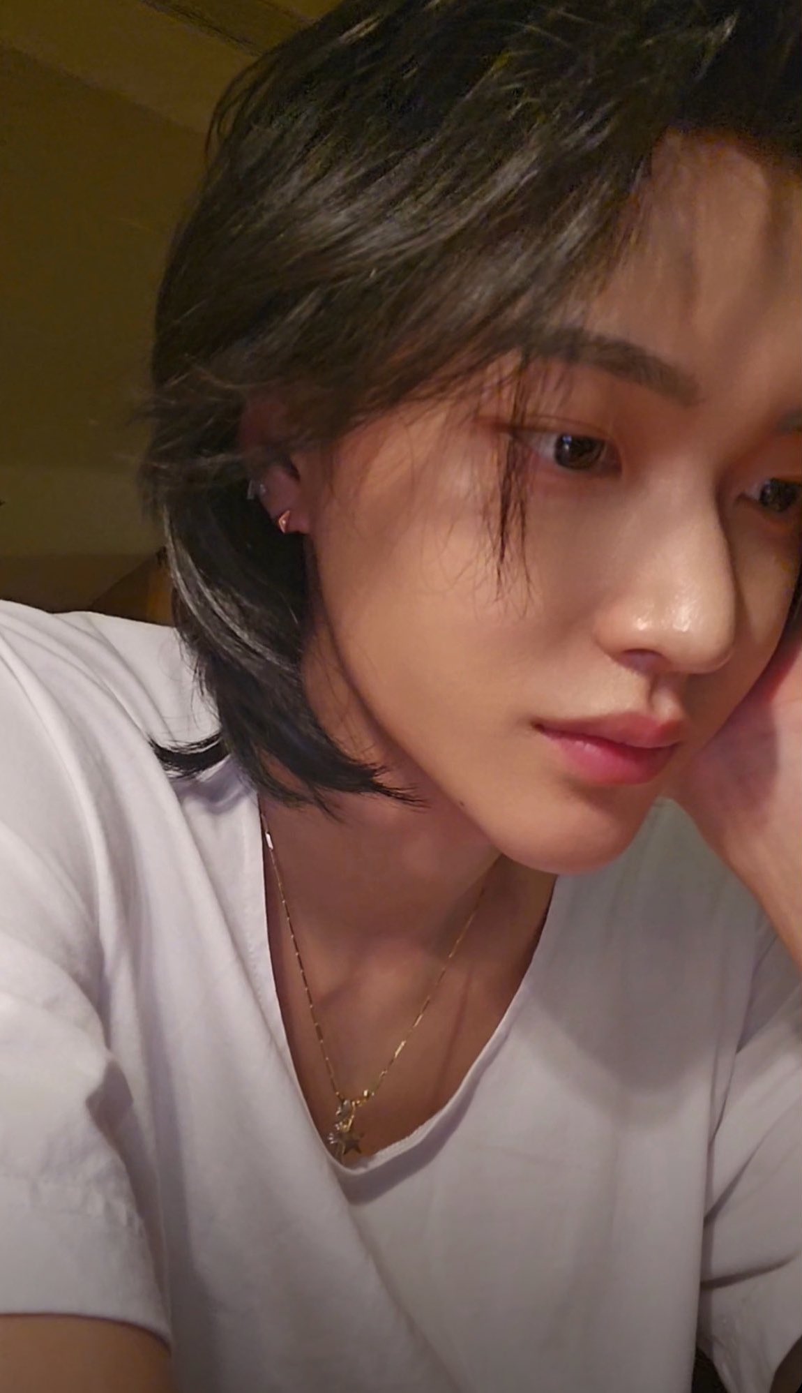 [잡담] 이제 개인 라방 풀렸으니까 원빈이 이 모습도 곧 내눈으로 볼 수 있는거잖아....🫠 | 인스티즈