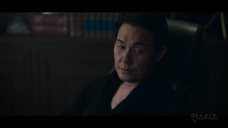서로 협박, 공갈, 배신 무한반복 중인 스폰검사 이준혁 x 뇌물빌런 박성웅 관계도 근황 ㅋㅋㅋ | 인스티즈