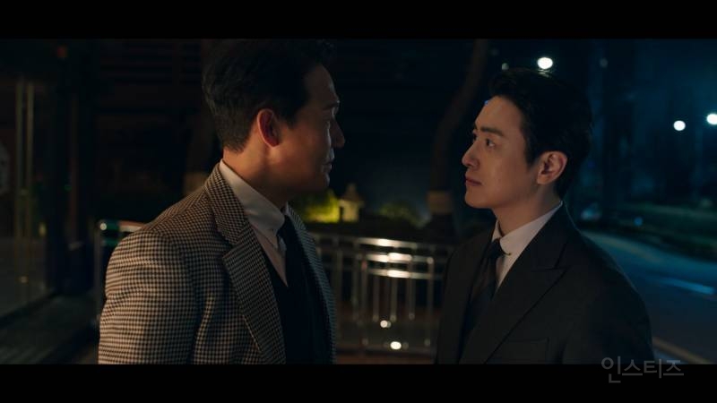 서로 협박, 공갈, 배신 무한반복 중인 스폰검사 이준혁 x 뇌물빌런 박성웅 관계도 근황 ㅋㅋㅋ | 인스티즈