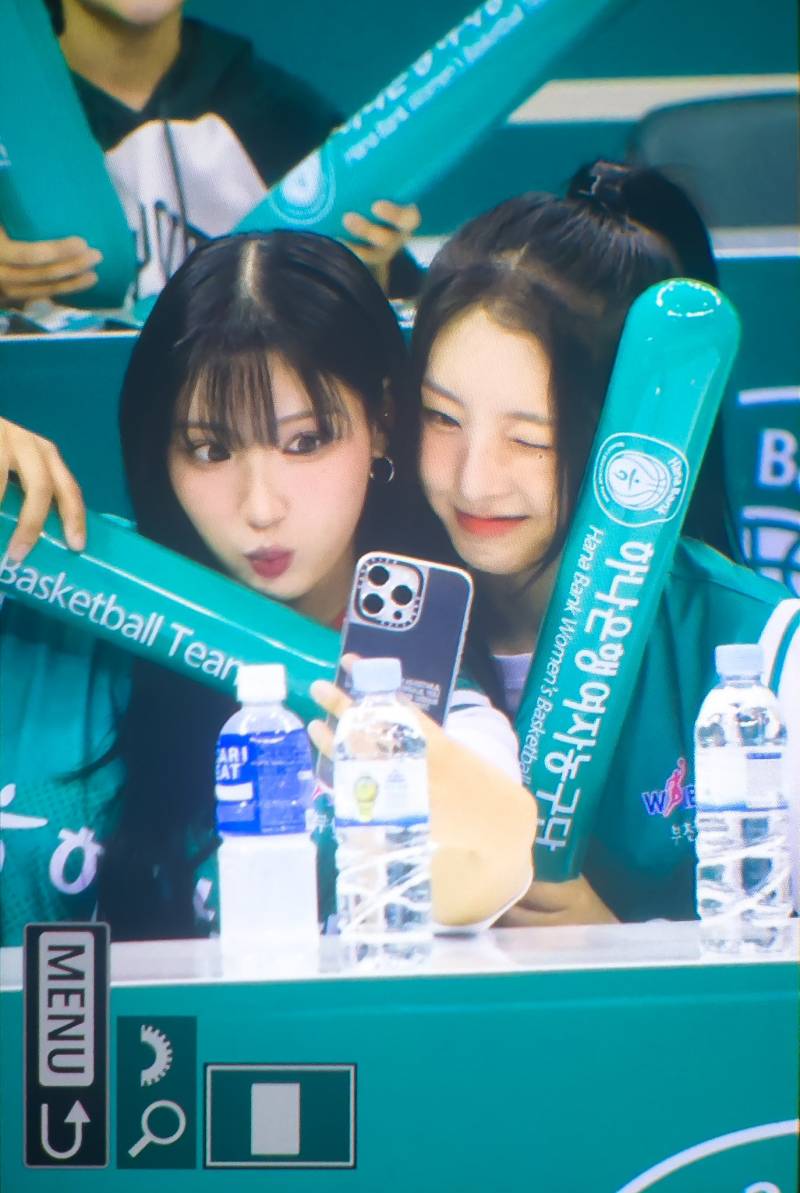 오늘 여자농구 하나은행 시투하러 와서 세명 다 성공한 아이돌.jpg | 인스티즈