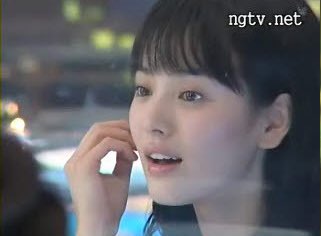 [잡담] 와 송혜교 얼굴봐 진짜 예쁘고 어리다 | 인스티즈