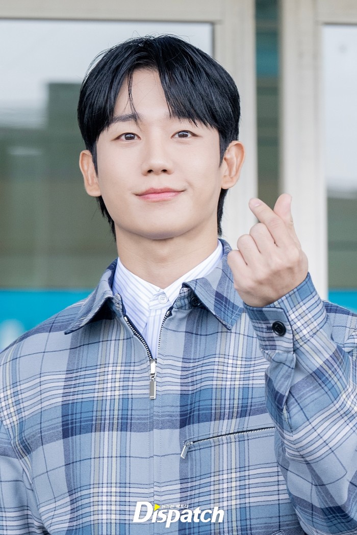 [정보/소식] 디올 홀리데이 행사차 싱가포르로 출국하는 정해인 | 인스티즈