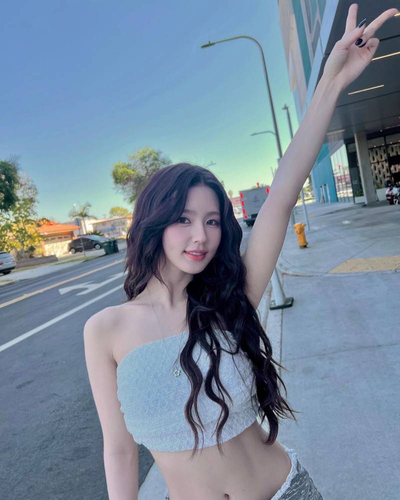 3개월동안 월드투어 돈 모든 나라 언어로 소감 쓴 아이돌.jpg | 인스티즈