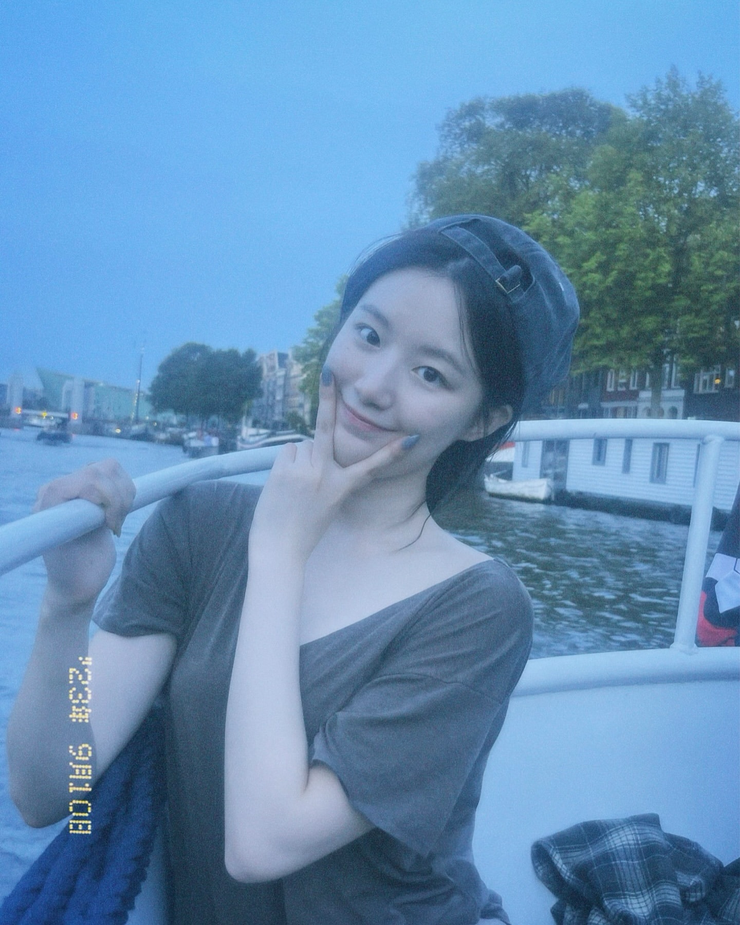 스타일링에 따라 분위기 확 바뀌는 아이들 슈화.jpg | 인스티즈