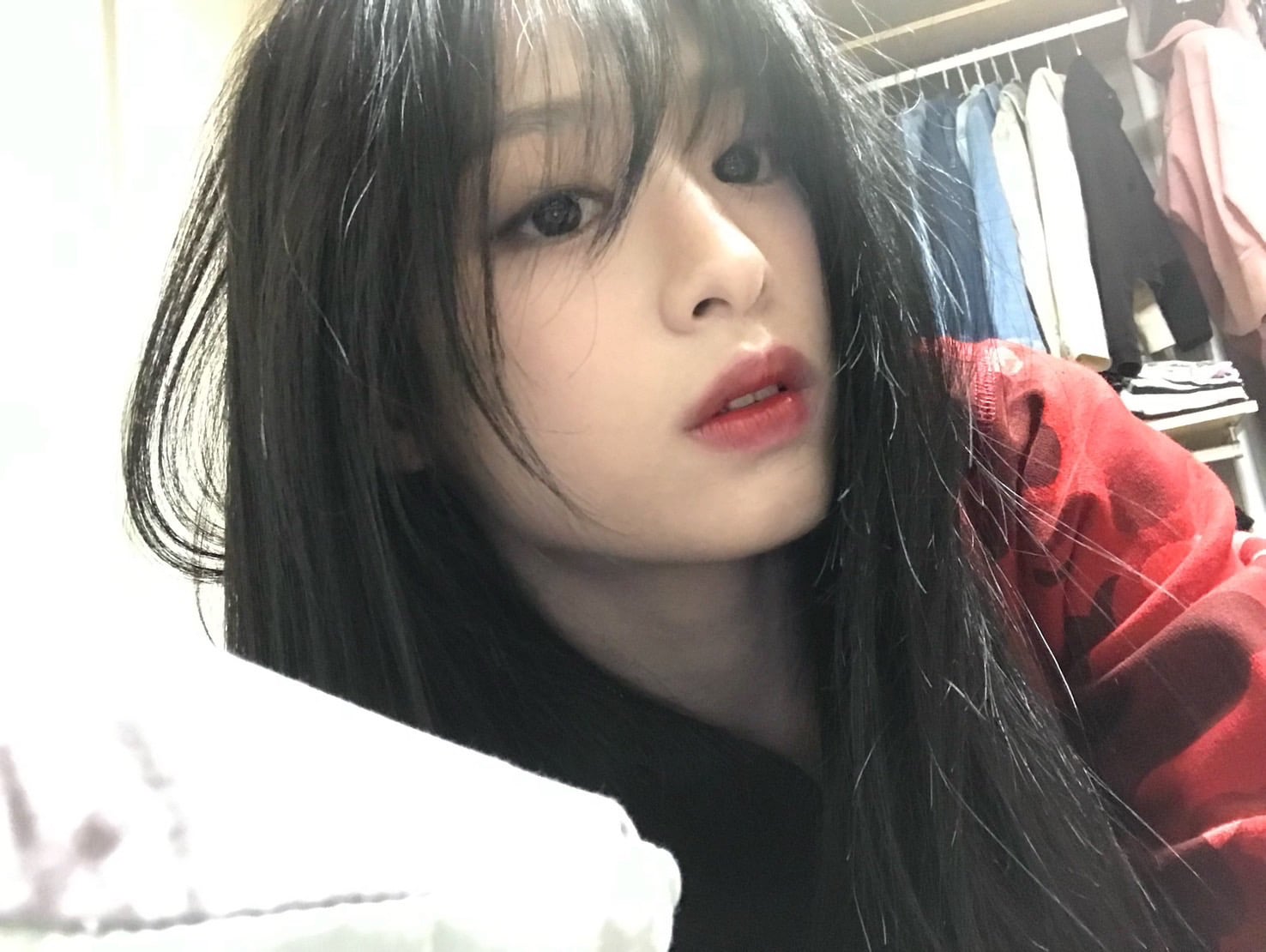 [잡담] 아현은 측면이 진짜 이쁜거같음 | 인스티즈
