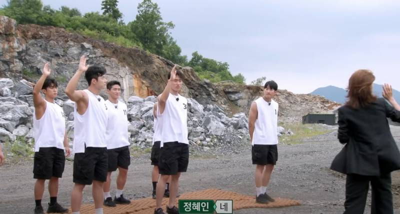 여왕벌에게 절대 복종하는 계급 서바이벌 참가자 마인드 | 인스티즈