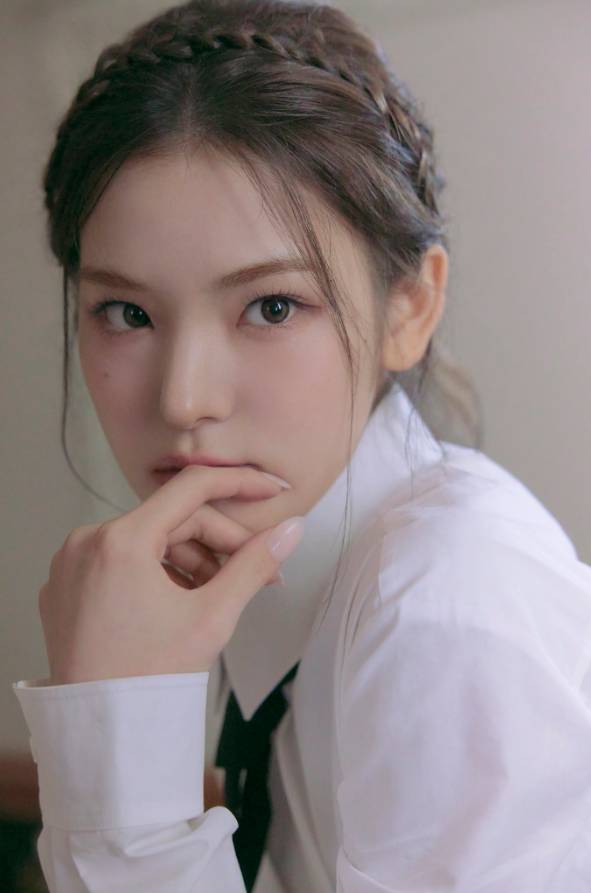 MAMA에서 데뷔한다는 테디 프로듀싱 걸그룹 이즈나 컨포 | 인스티즈