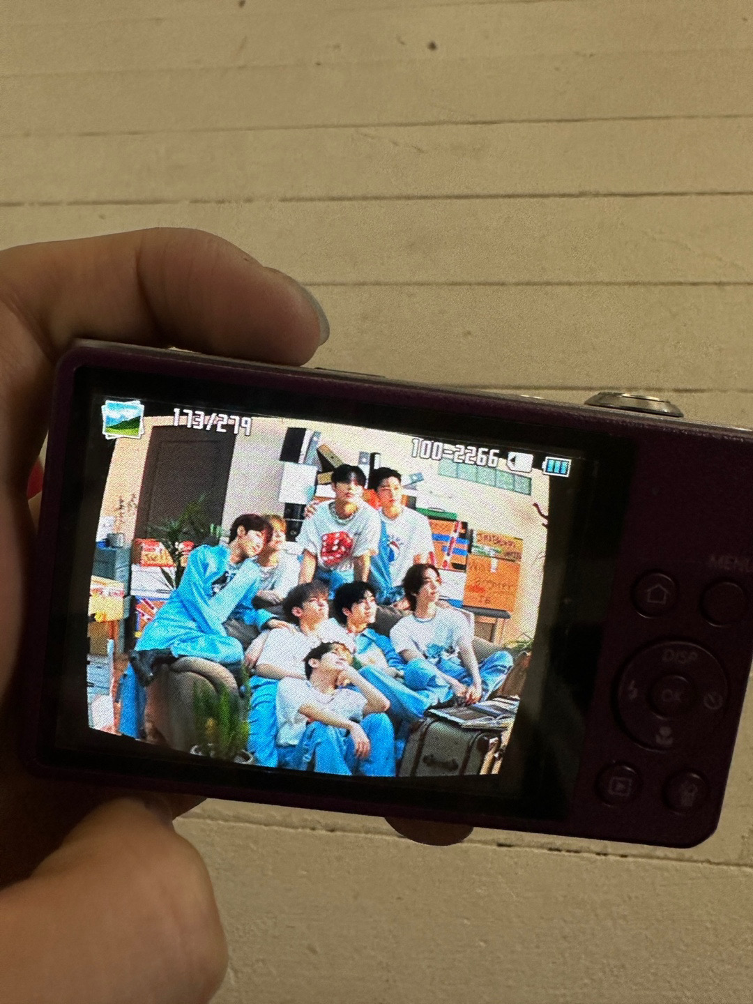 1년 전 오늘 데뷔한 남자아이돌 | 인스티즈