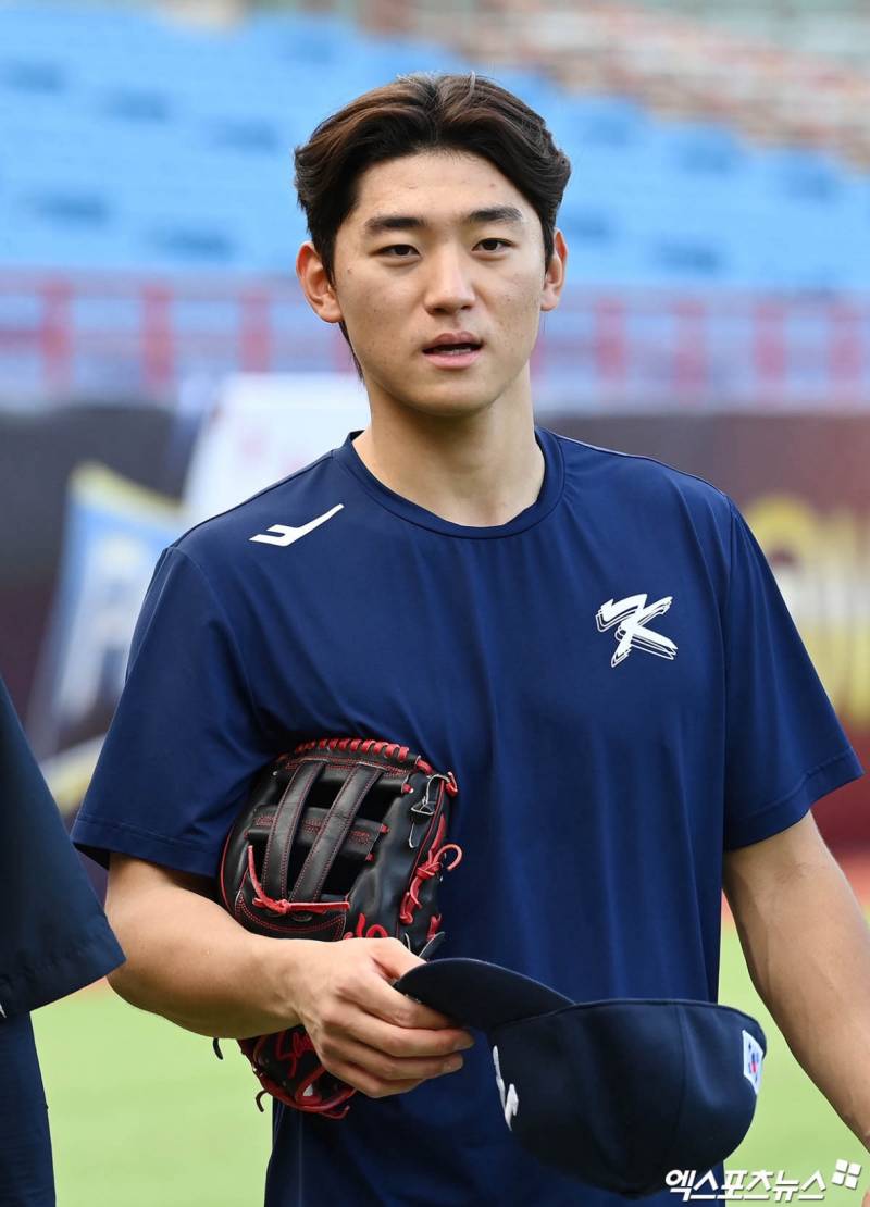 [잡담] 도영군 눈을 제대로 못뜨네.. | 인스티즈