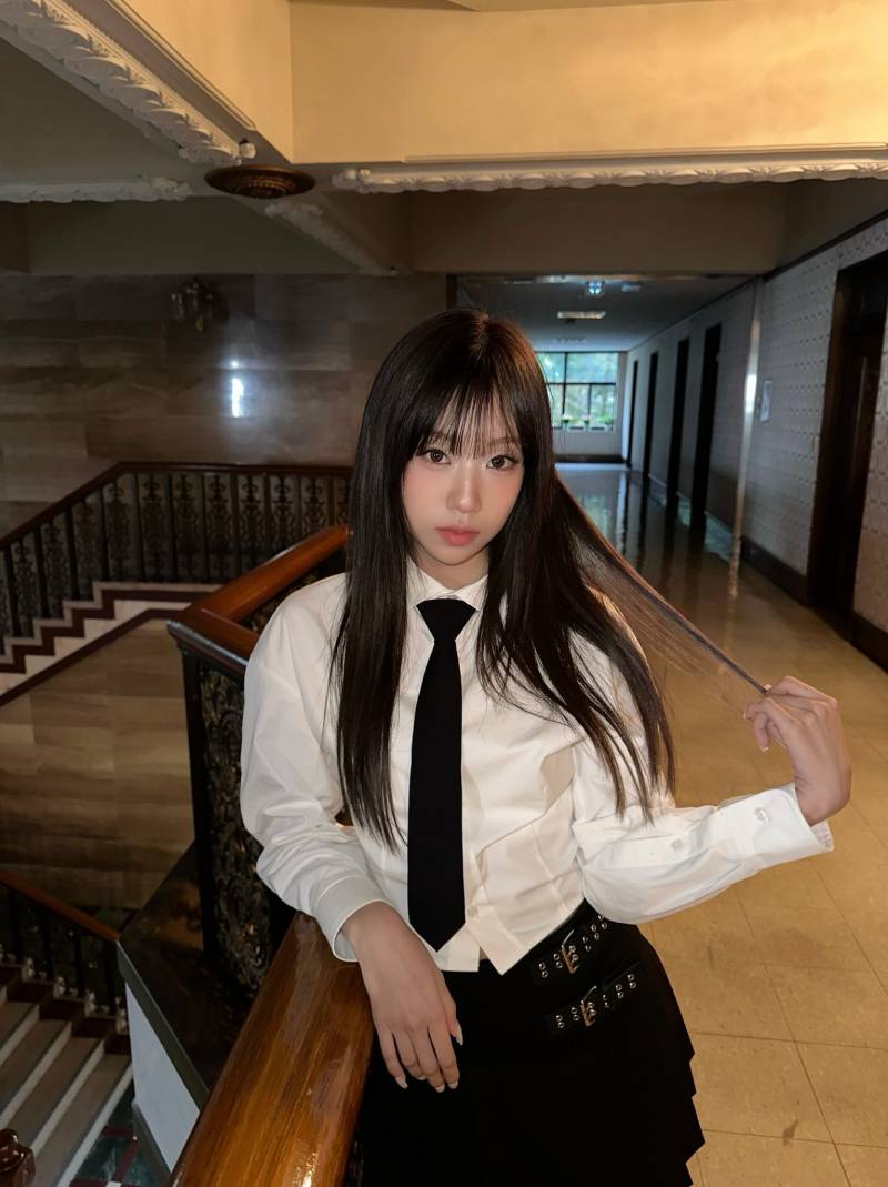 비주얼 센터가 너무 많다는 테디 프로듀싱 걸그룹 이즈나.jpg | 인스티즈