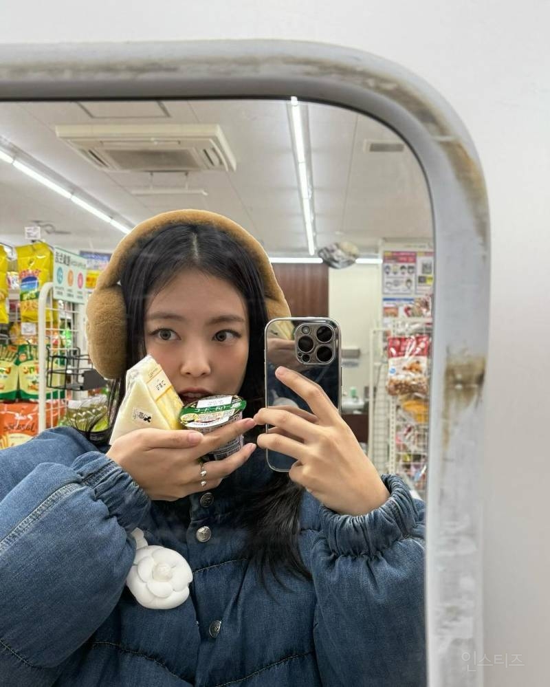 블랙핑크 제니 - 오사카 브이로그 업데이트 | 인스티즈