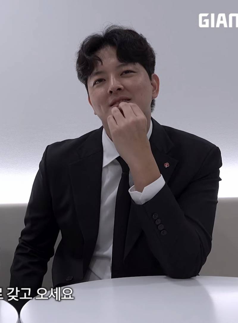[잡담] 아 롯데도 미남 보유 구단 맞다 이거예요 | 인스티즈