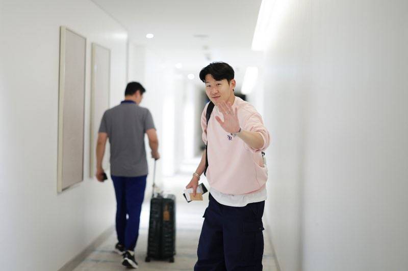 [잡담] 흥민이 쿠웨이트 도착🛬 | 인스티즈