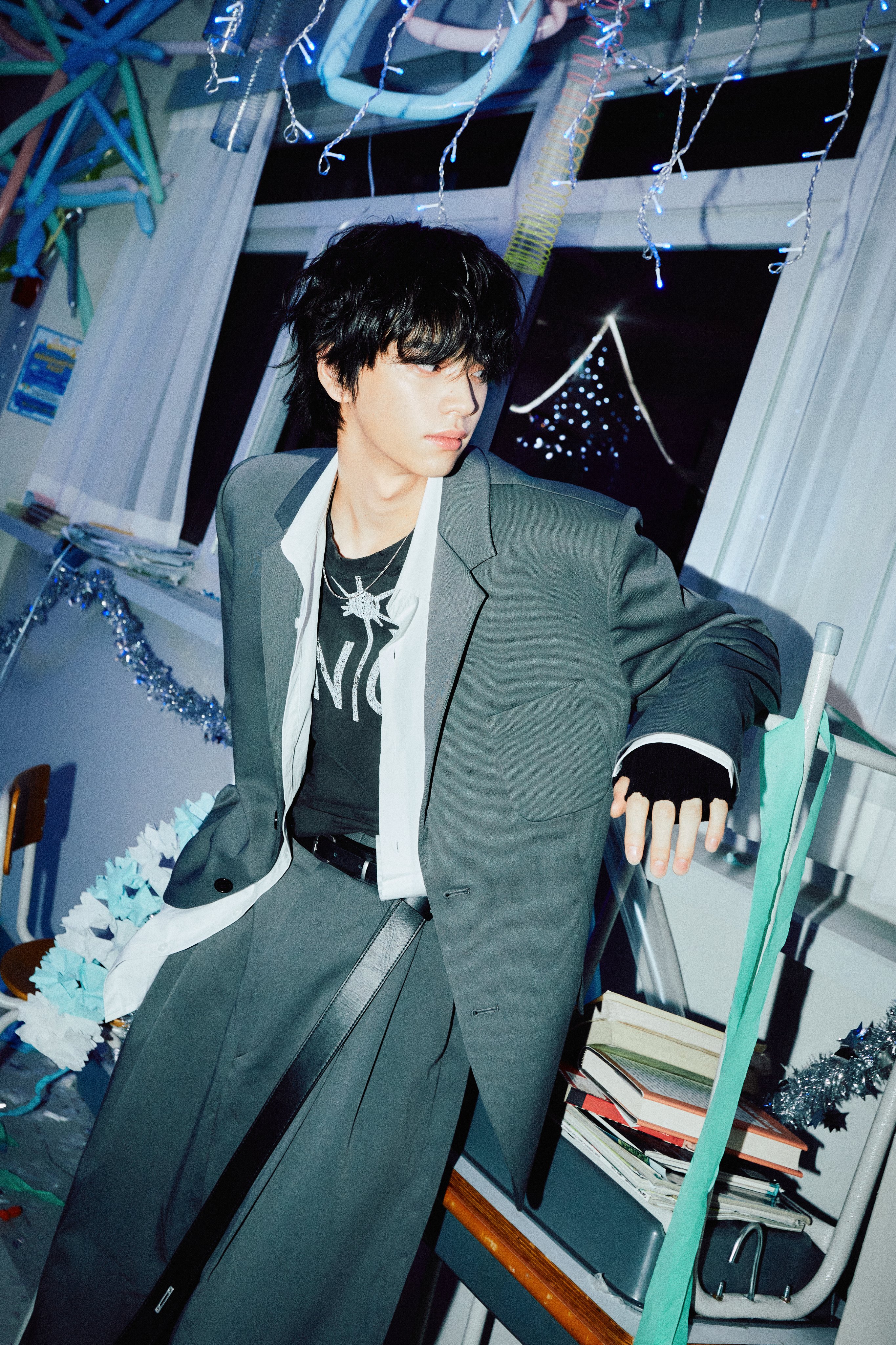 [정보/소식] 투어스 : 1st Single 'Last Bell'Official Photo 1 | 인스티즈