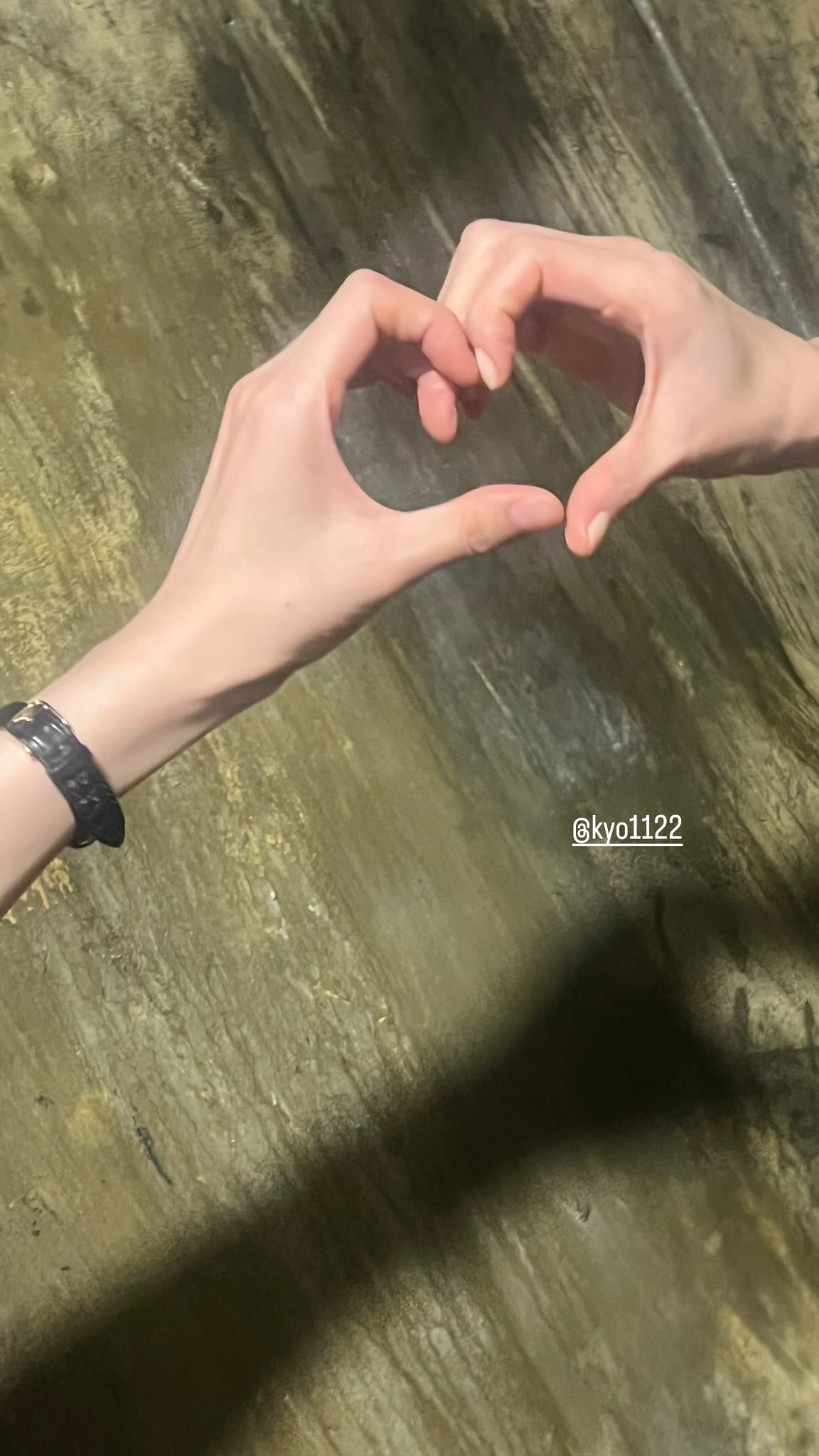 [잡담] 수지 송혜교 오늘 데이트 했나봄 | 인스티즈