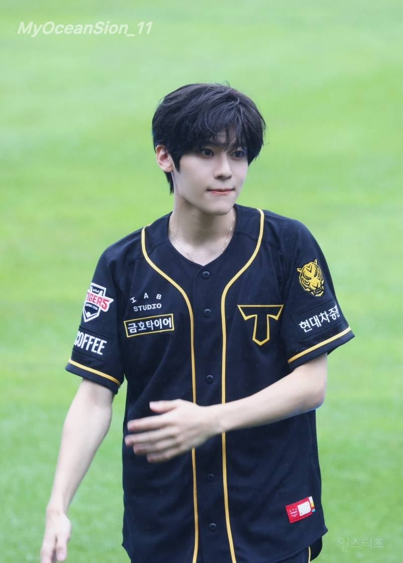 날씨 잘못이라는 게 학계의 정설인 9월 22일자 최강기아팬 시구 비하인드 | 인스티즈