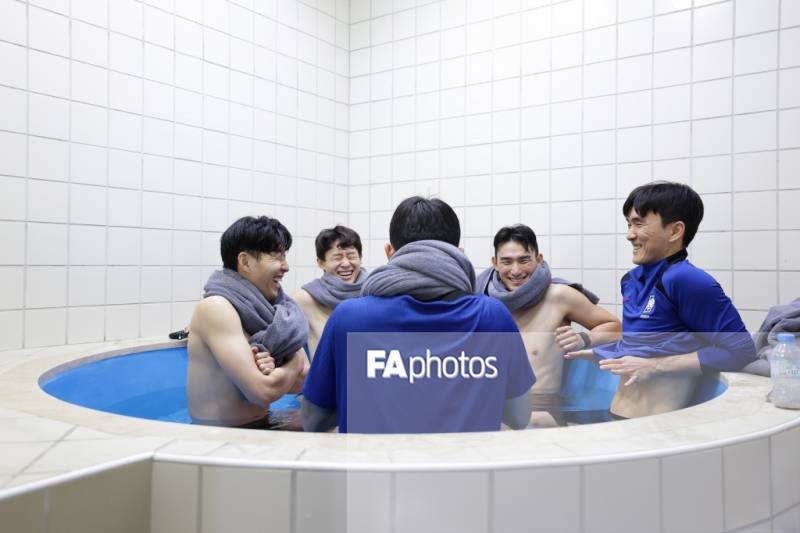 [잡담] 국대들 기욥다ㅋㅋㅋㅋ(손이조황김) | 인스티즈
