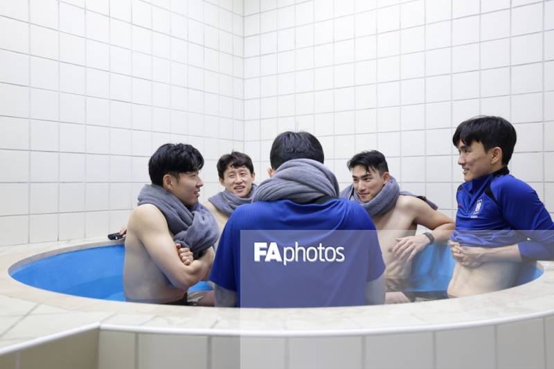 [잡담] 국대들 기욥다ㅋㅋㅋㅋ(손이조황김) | 인스티즈