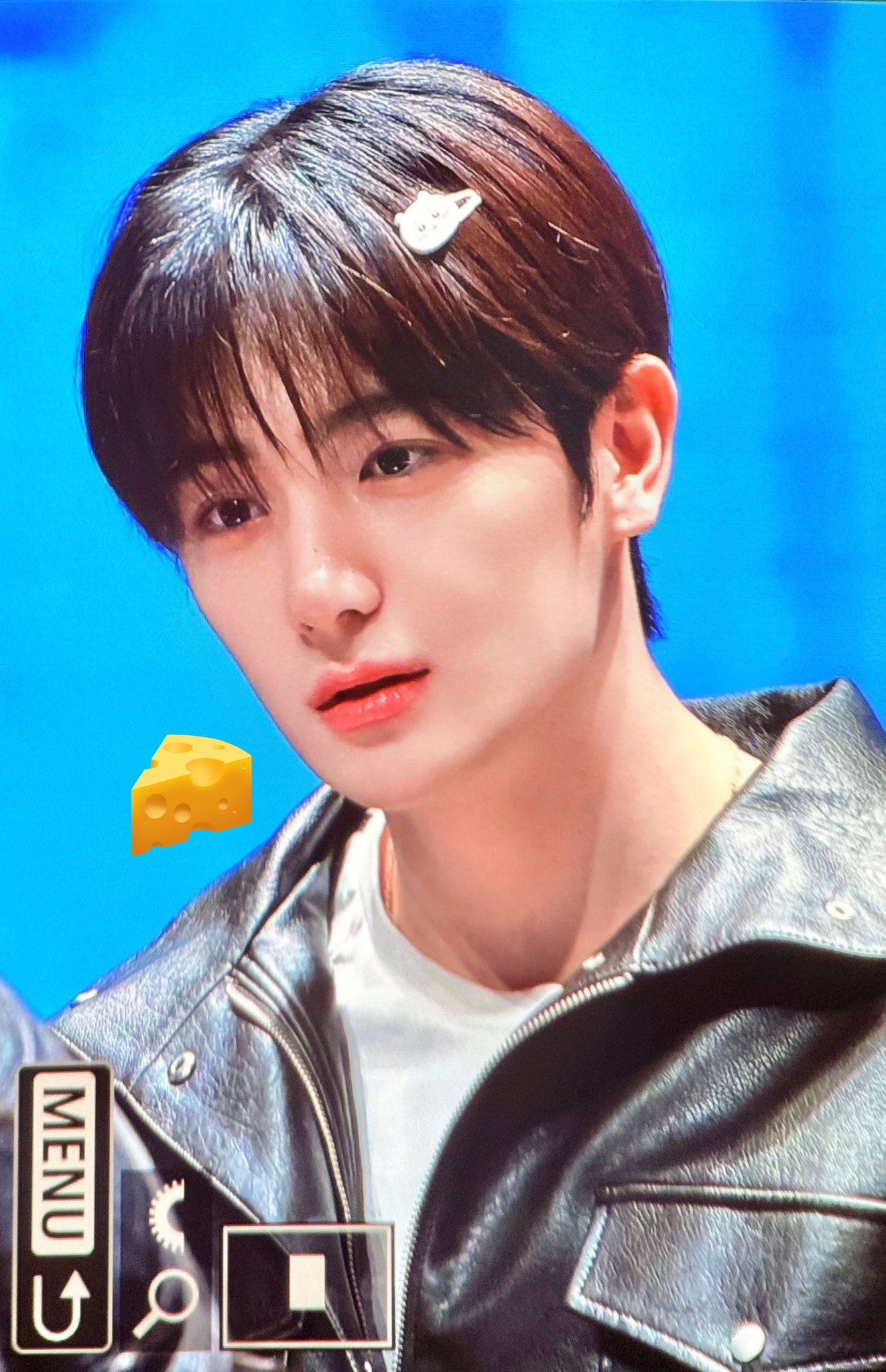 [잡담] 내 취향 남자연예인 두명... 소나무인진 모르겟지만 걍 ㄹㅇ 사귀고싶음 | 인스티즈