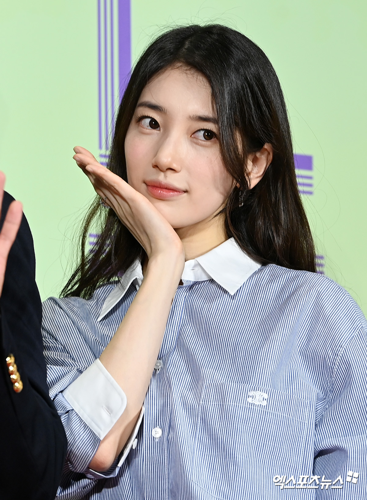 [잡담] 내가 좋아하는 수지 셀린느 착장 2개! | 인스티즈