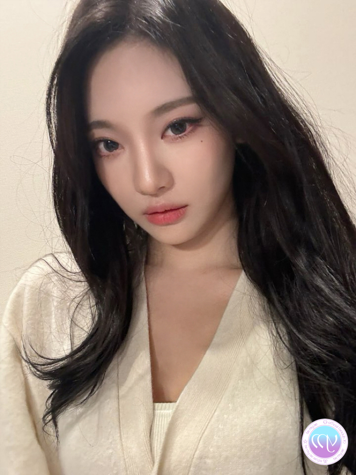 [잡담] 에스파 4주년 셀카 미모가 미쳤음 | 인스티즈
