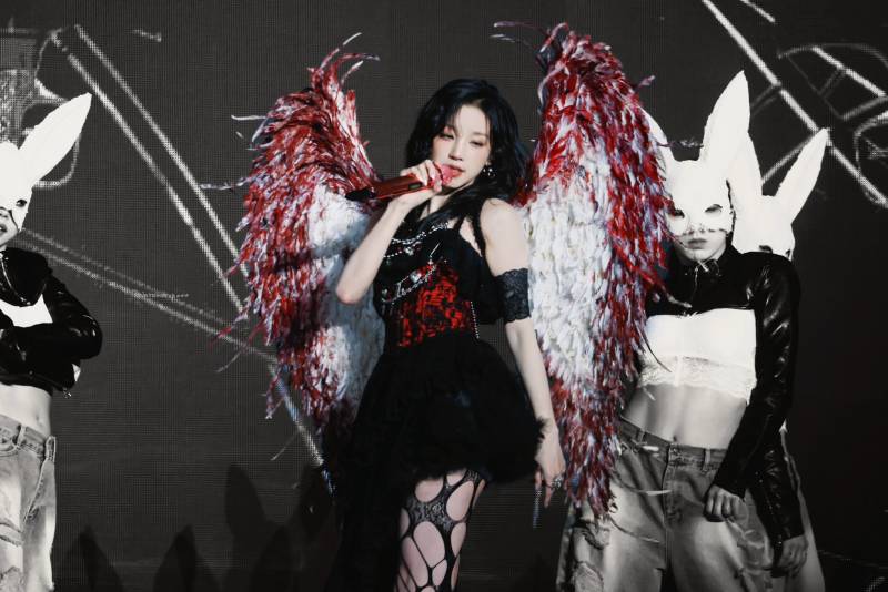 어제랑 이미지 너무 다른 오늘자 (여자)아이들 우기.jpg | 인스티즈