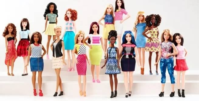 핑크 플라스틱에서 페미니즘의 아이콘이 된 바비 | 인스티즈