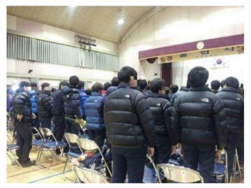 나 어릴 땐 겨울 교복이 노스페이스였음.jpg | 인스티즈