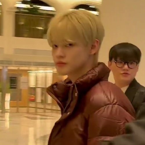 [잡담] 천러가 이런 얼굴일 때 너무 좋아..... | 인스티즈
