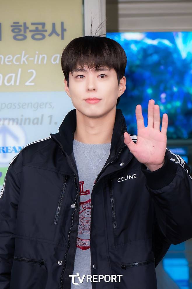 [정보/소식] 오늘자 박보검 공항 사진 | 인스티즈
