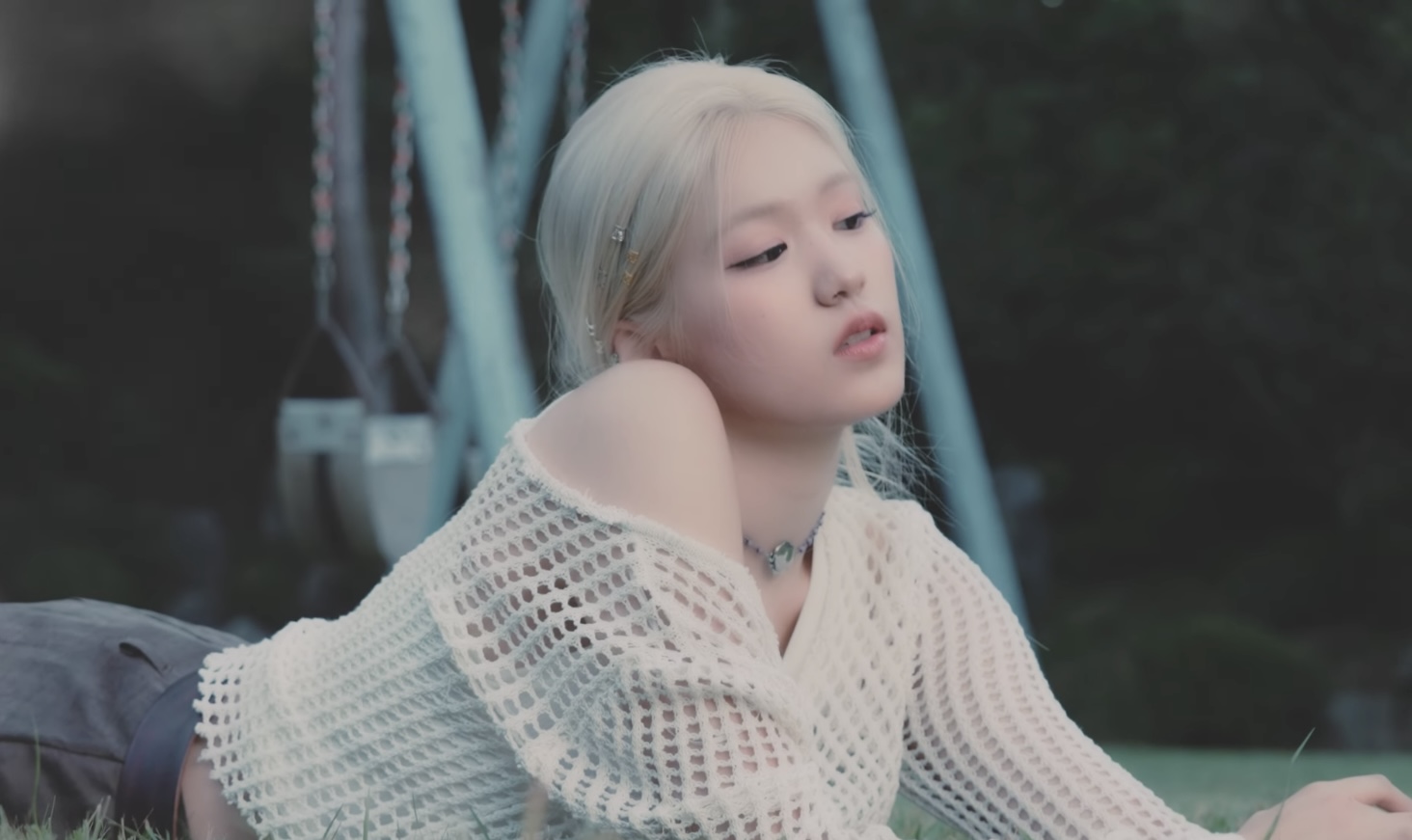 [잡담] 이즈나 코코 지윤 머리 왜 덮었지 | 인스티즈
