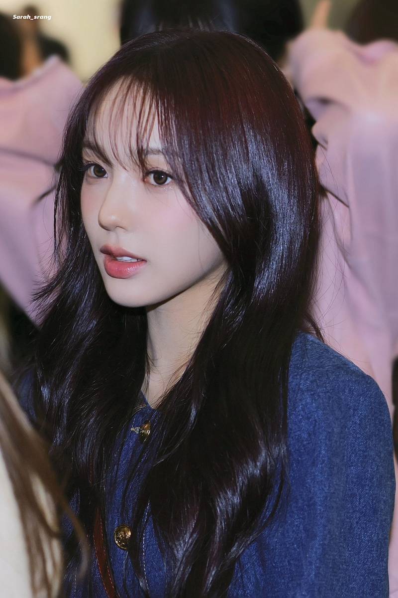 MAMA에서 데뷔 예정 이즈나 오늘 새벽 출국 사진 비주얼 | 인스티즈