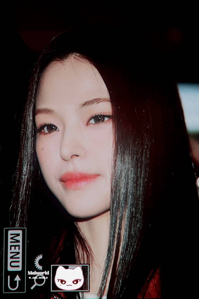 MAMA에서 데뷔 예정 이즈나 오늘 새벽 출국 사진 비주얼 | 인스티즈