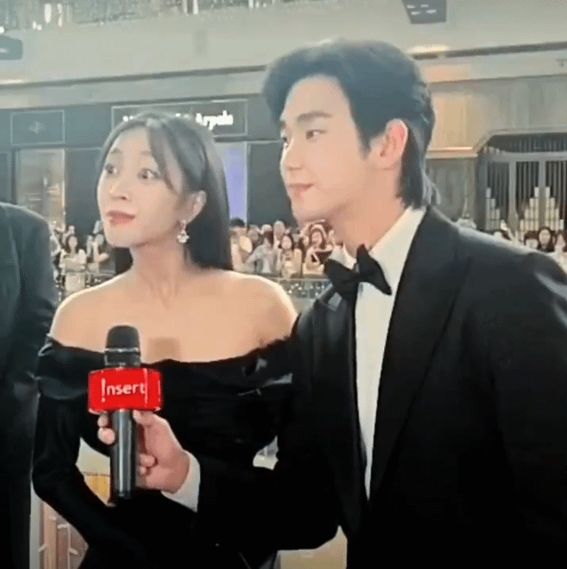 [잡담] 오늘 김수현 얼굴 | 인스티즈