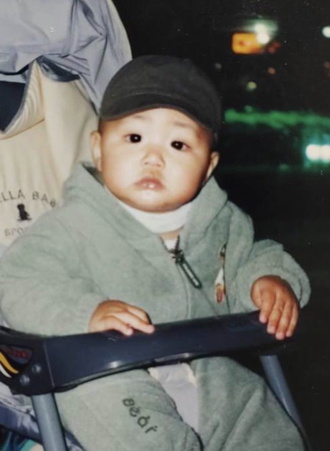 [잡담] 원빈이 애기때 얘랑 너무 똑같음 | 인스티즈