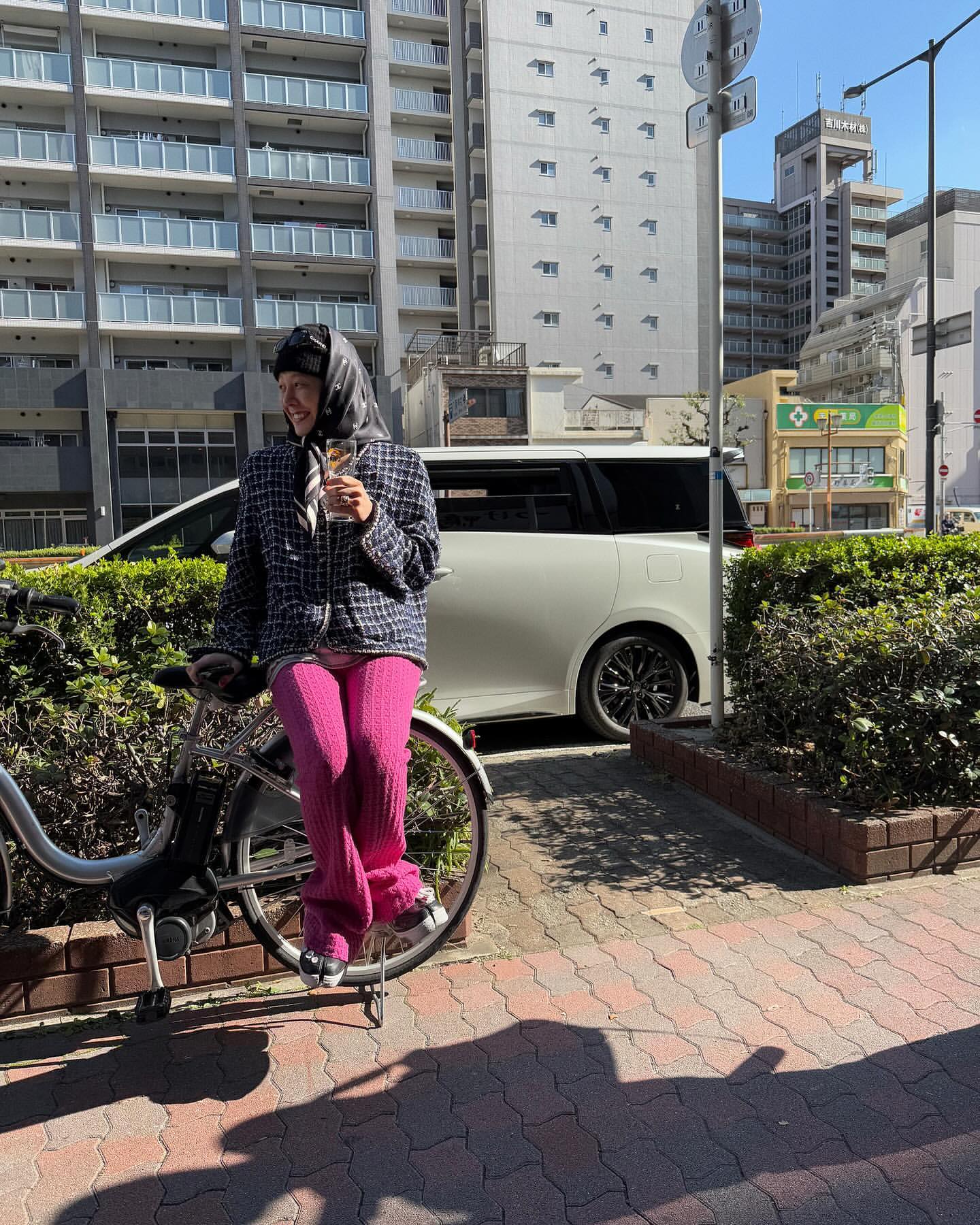 [잡담] 지디 부계에서 맥주 마시고 있어ㅋㅋ | 인스티즈