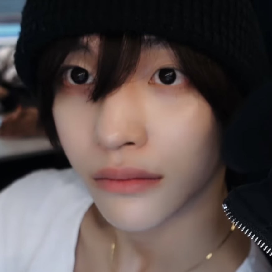 [잡담] 원빈이 울산 갈 때 너무 커여웠슴 | 인스티즈