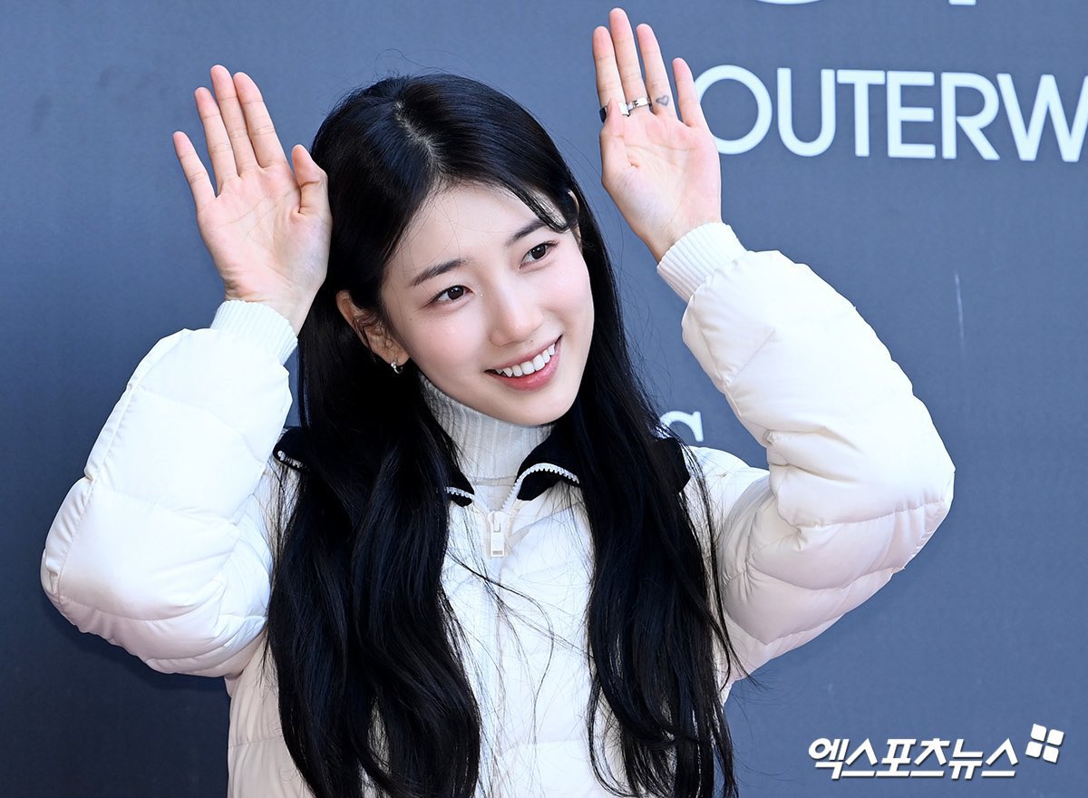 [잡담] 기자들이 좋아하는(? 수지 토끼 포즈 | 인스티즈