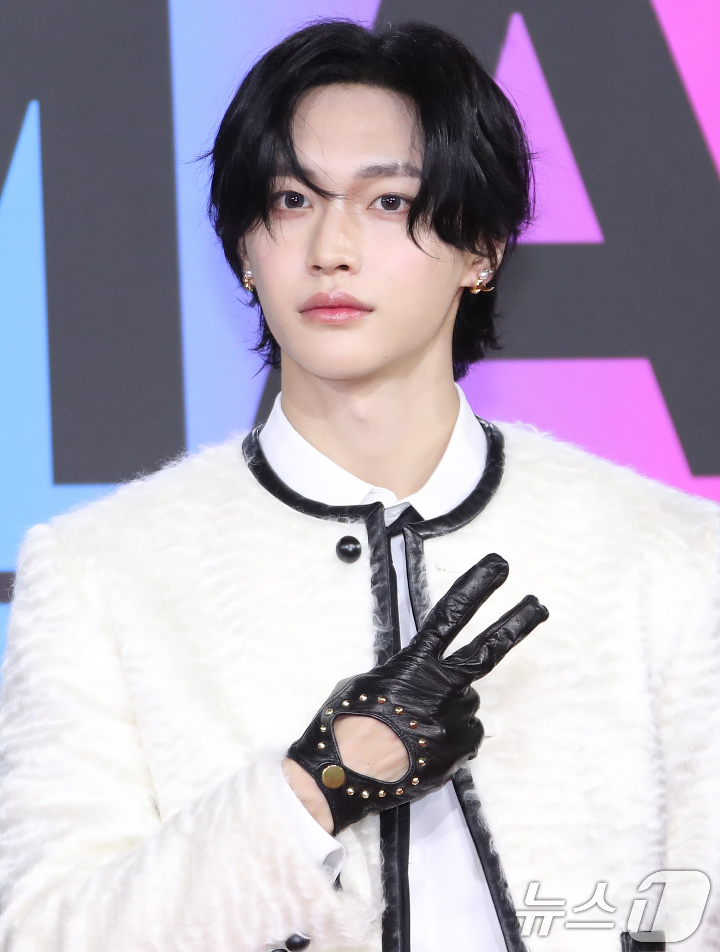 [잡담] 와 오늘 원빈이 너무 예쁜데..? | 인스티즈