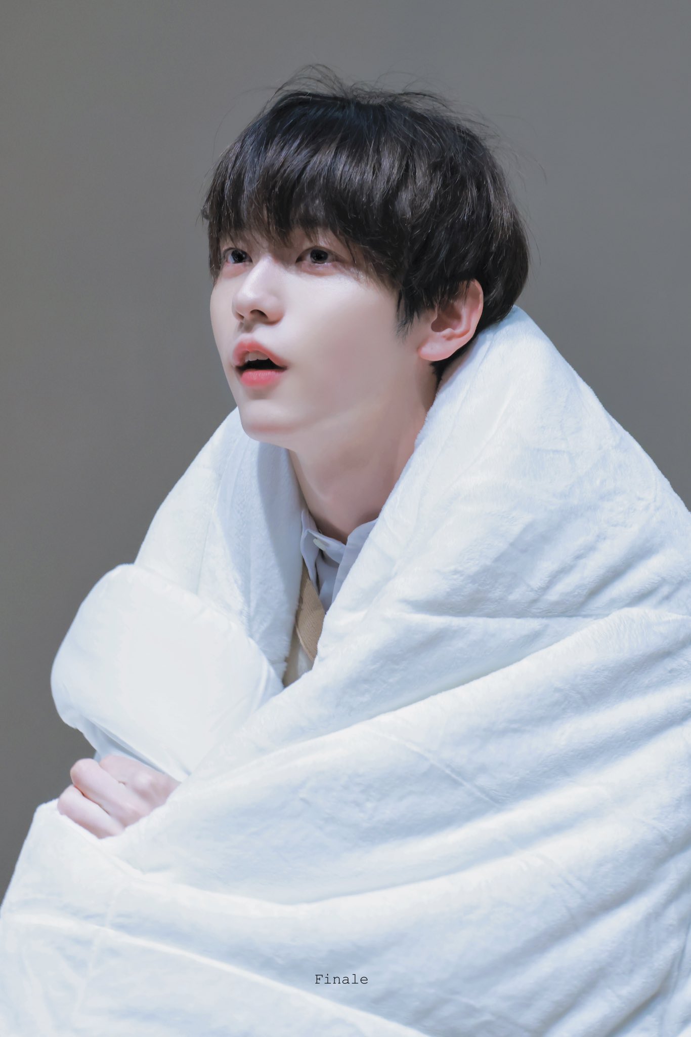 [잡담] 툽 수빈 진짜 당연한 말인데 ㄹㅇ 한.국.인. 처럼 생기지 않음?ㅋㅋㅋ | 인스티즈