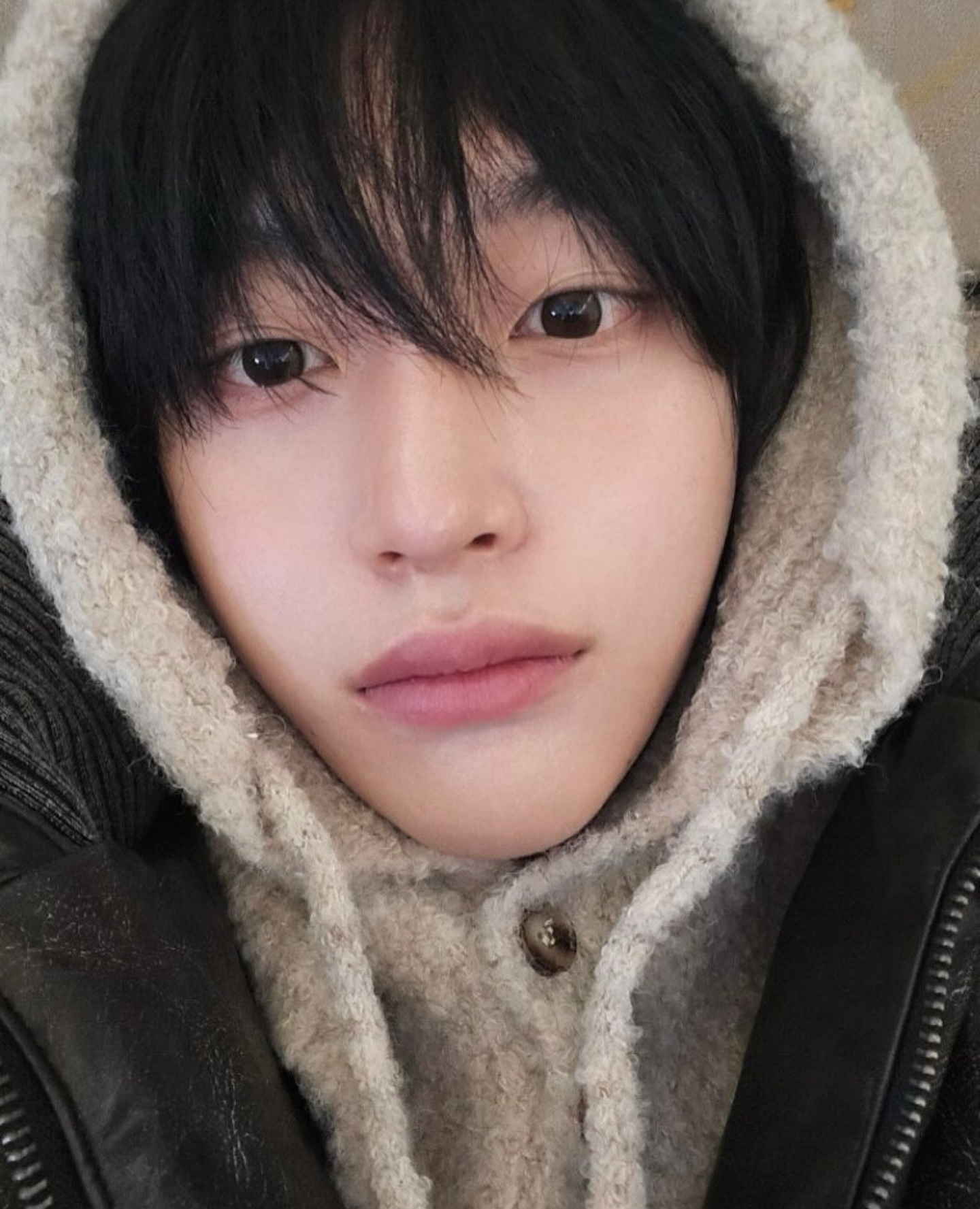 [잡담] 앤톤 대왕 멍룡이 바라클라바 손민수 | 인스티즈