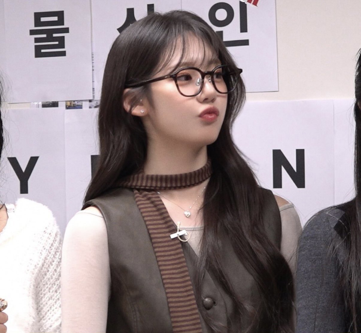 [잡담] 이 분 누군지 알 수 있을까..? | 인스티즈