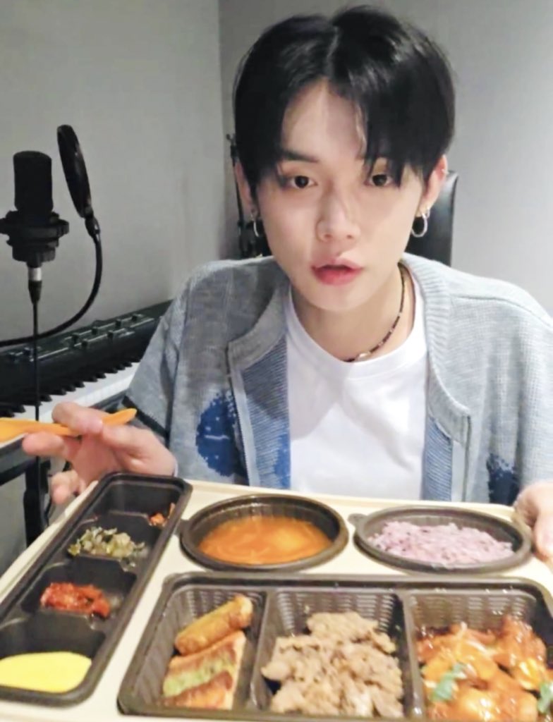 [잡담] 내가 입덕하고 대식가가 아니라서 놀랐던 돌이 있음 | 인스티즈