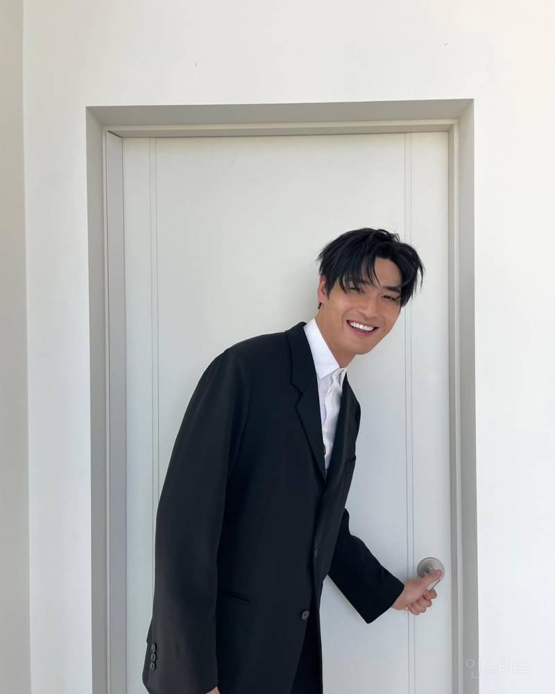 새로운 작품 들어갈 때마다 너무 달라서 못 알아본다는 배우 | 인스티즈