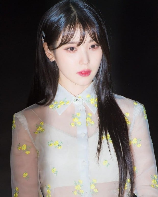[잡담] 아이유 이렇게 보니까 진짜 성숙미 확 느껴짐 | 인스티즈