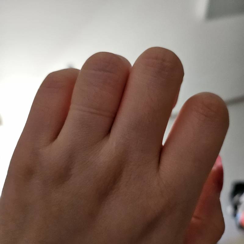 [잡담] 엥 거짓말하지마 5키로쪘는데 손가락도 찐다고? | 인스티즈