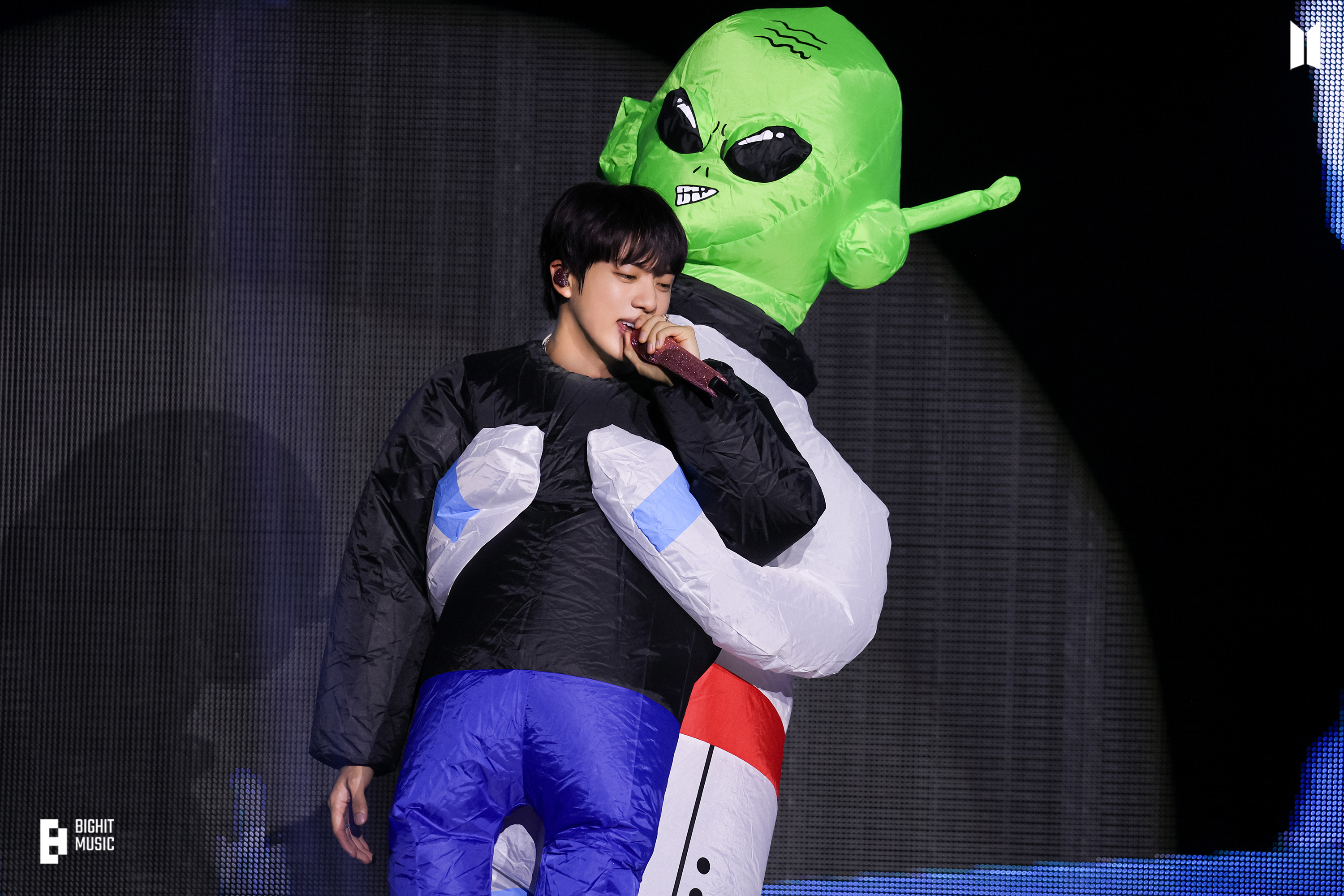 [잡담] 방탄 진은 그냥 평생 얼굴이 다 이김 ㅋㅋㅋㅌ | 인스티즈