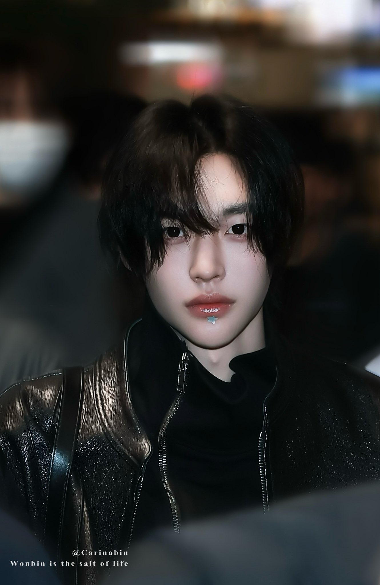 [잡담] 뉴스보다보면 한숨밖에 안나와서 중간중간 최애 사진으로 힐링해야돼 | 인스티즈