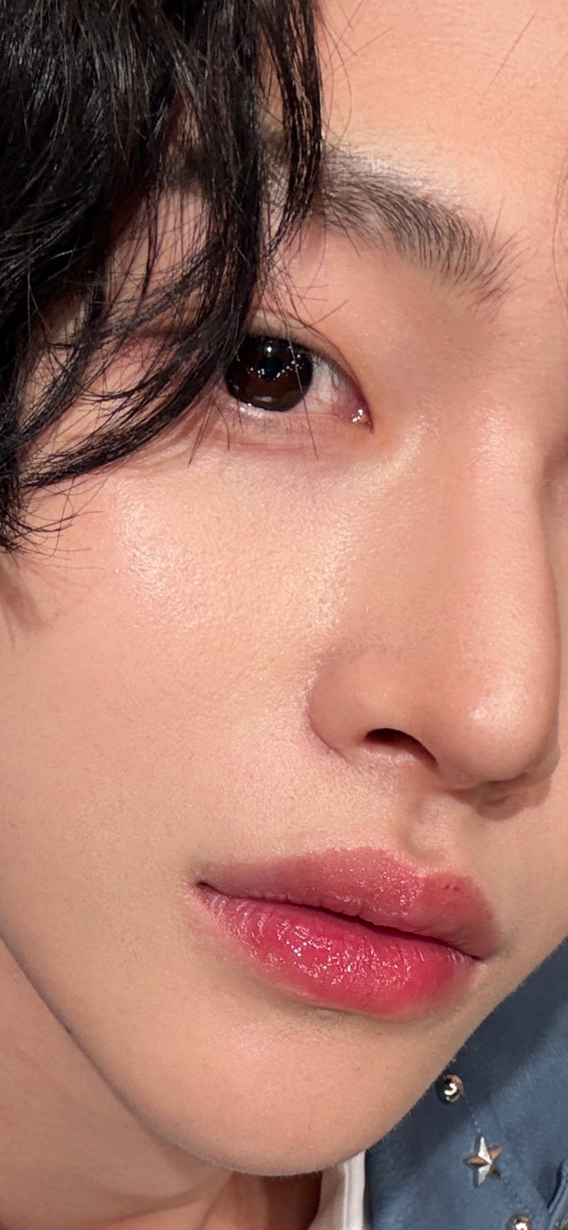 [잡담] 원빈이 피부 개부러워 진짜 | 인스티즈