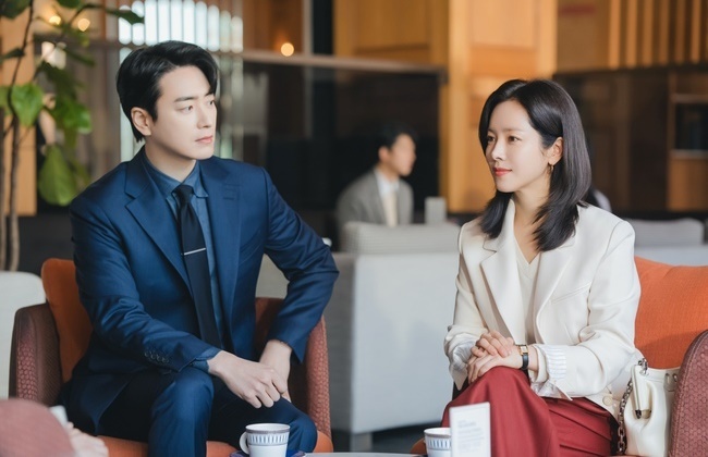[정보/소식] 한지민-이준혁, 미슐랭 3스타급 비주얼 맛집 (나의 완벽한 비서) | 인스티즈